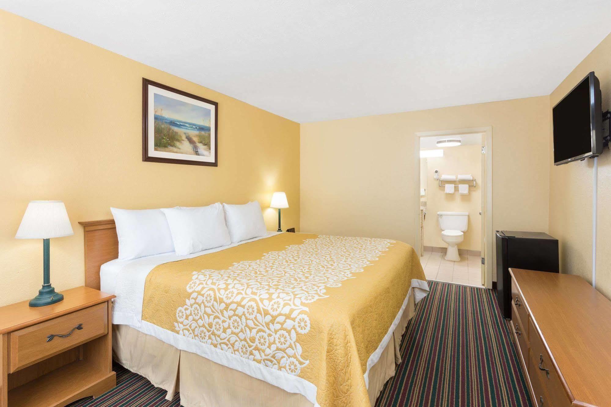 Days Inn By Wyndham Mt Pleasant-Charleston-Patriots Point Kültér fotó